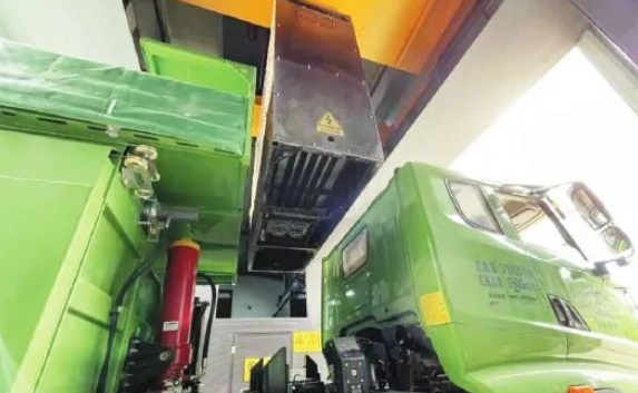 新能源重卡迎接干线“突围战”